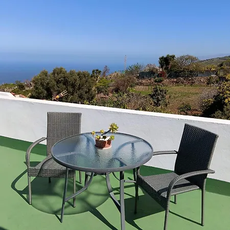 2faros Apartamento *